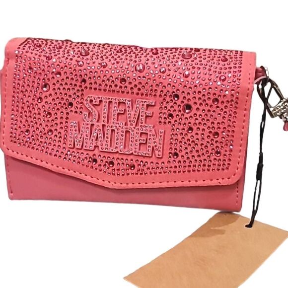 Steve Madden BBrett Stone Wristlet/Wallet- Pink